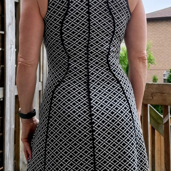 MASSIMO Dress Black/White - Picture 3 of 4